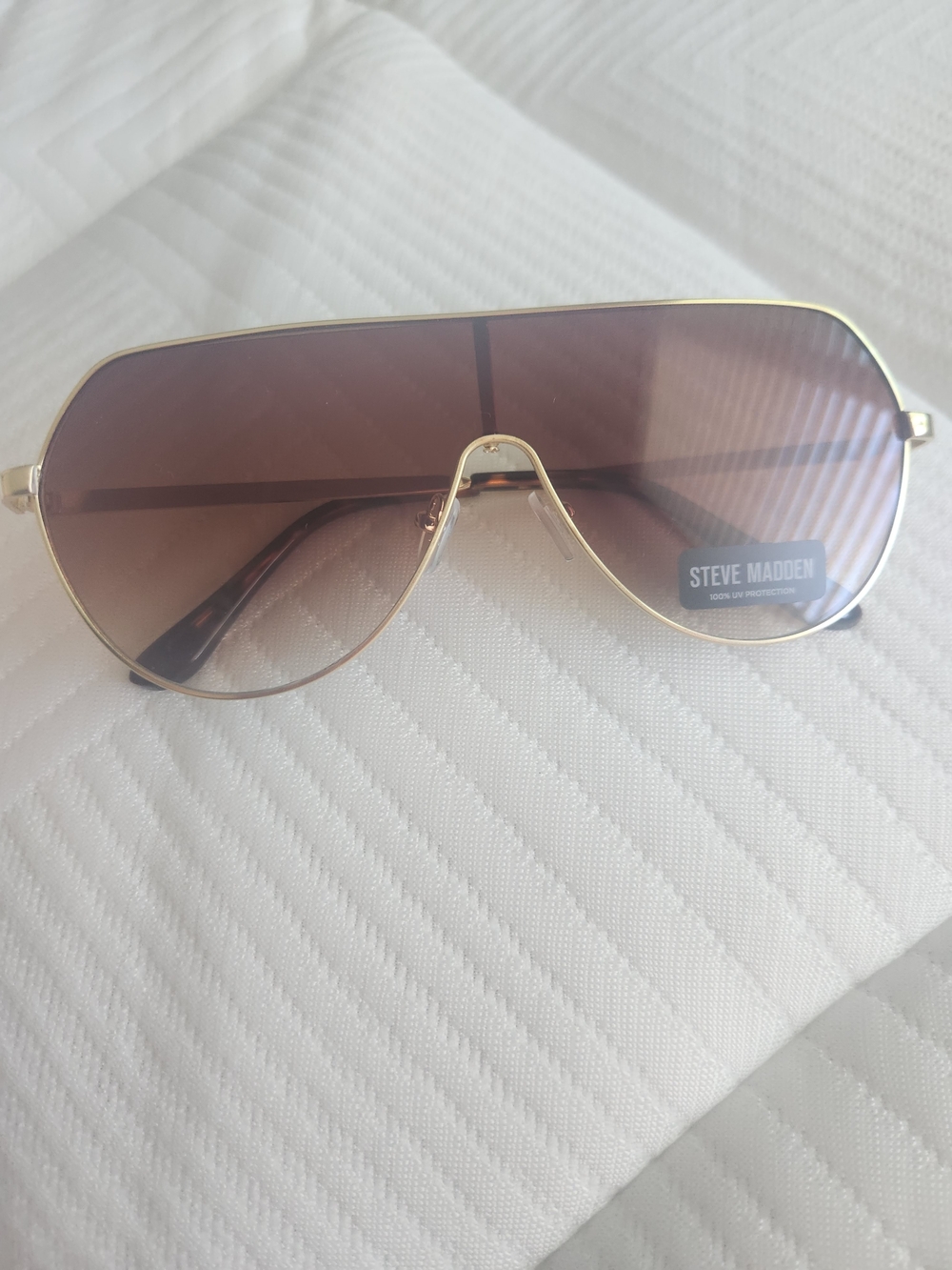 Steve Madden Tyson Brown Gradient And Gold Shield Sunglasses - - Picture 8 of 10